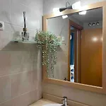 Bonito Piso Con Terraza Y Piscina, Cerca Del Mar 아파트 *